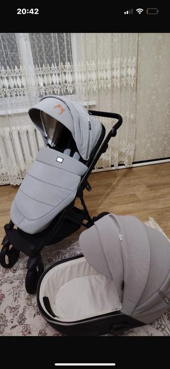 Коляска качественная