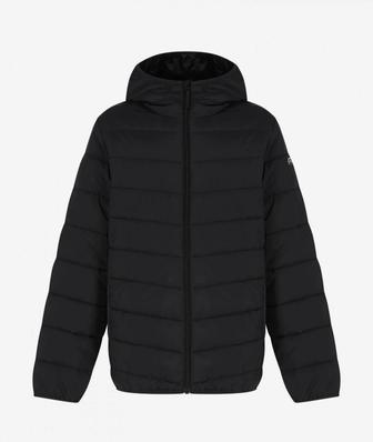 Продам куртку для мальчика фирмы Outventure