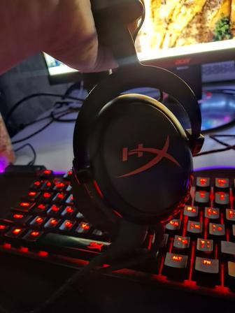 Продам клавиатура мышка наушники