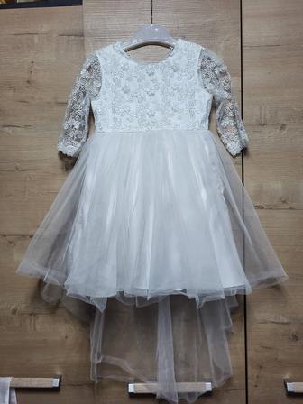 Платье нарядное для девочки 5-6 лет