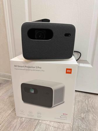 Проектор Xiaomi Mi Smart Projector 2 Pro В отличном состоянии