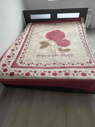 Продам двухспальную кровать