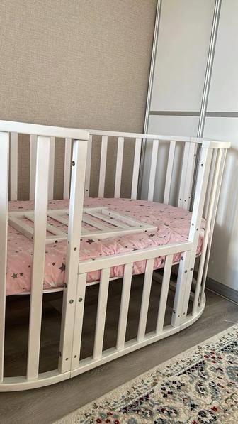 Продам детскую кроватку