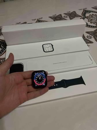 Продам Apple Watch 7 45mm
