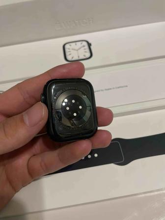 Продам Apple Watch 7 45mm