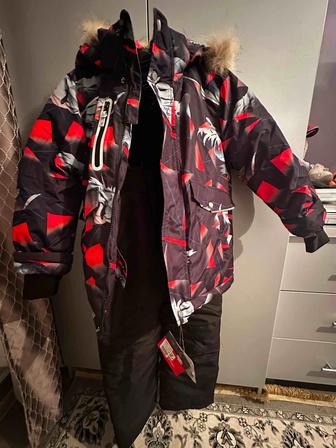 Продам лыжный костюм детский