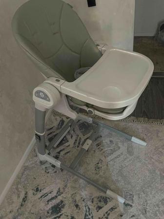 Продается детский стол