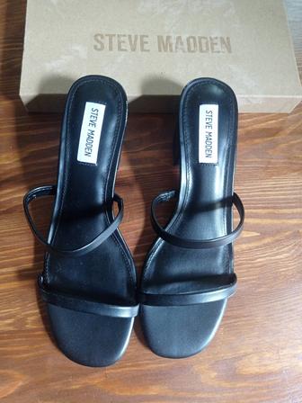 Босоножки женские STEVE MADDEN 39 размер