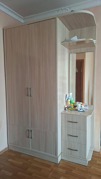 Шкаф в прихожую