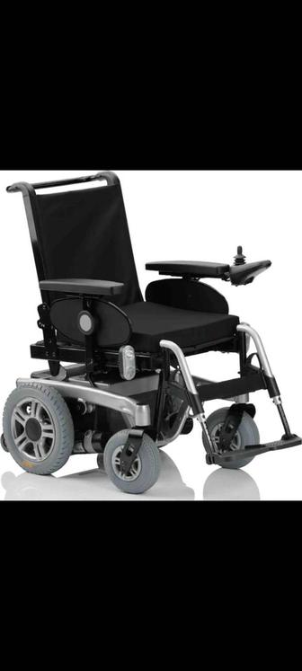 Продам инвалидную коляску с электроприводом