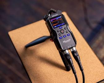 Zoom h4 essential (рекордер) (новый)