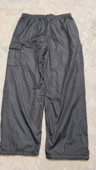 Продаю брюки теплые плащевка размер 48 50 52 .пр Италия.