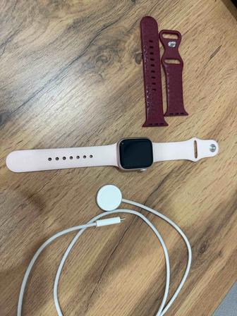 Продам Apple Watch 9