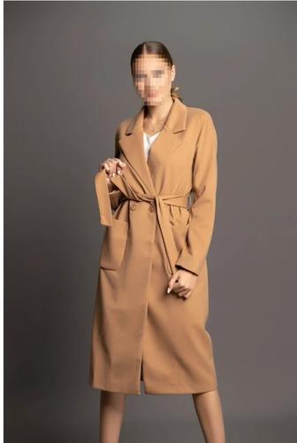 Пальто Бежевое