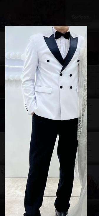 Продам смокинг белый