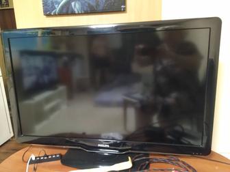 Продам телевизор Филипс, диагональ 105 см б/у рабочий