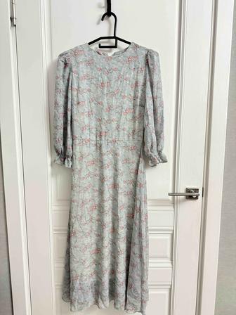 Продаю платье в хорошем состоянии