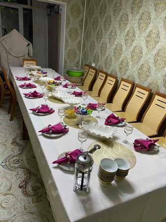 Продается Стол для гостиной со стульями в отличном состоянии