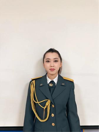 В офисе секретарь