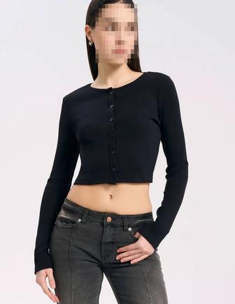 Продам кофту черную