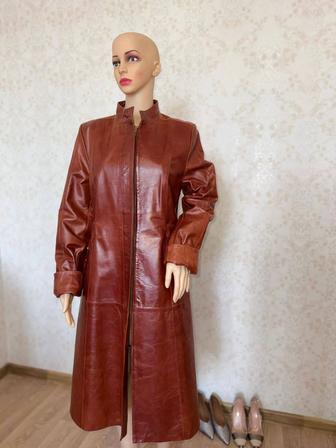 Продам кожаный плащ