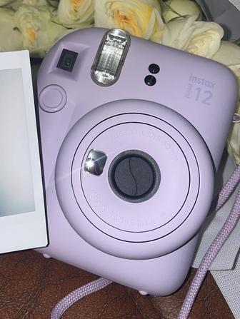 Продам instax mini 12