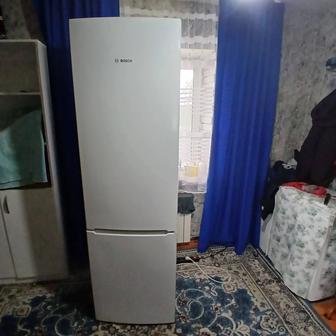 Холодильник Bosch 2 м