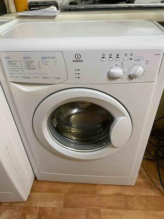 Стиральная машина INDESIT