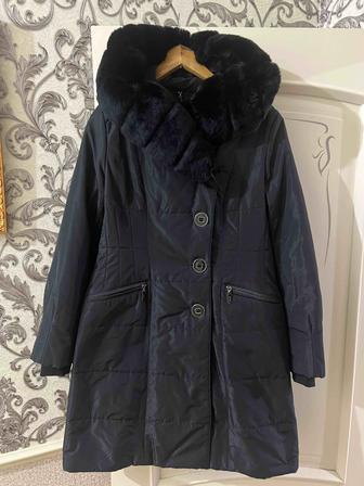 Продам женскую куртку