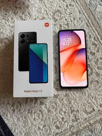 Телефон Redmi Note 13