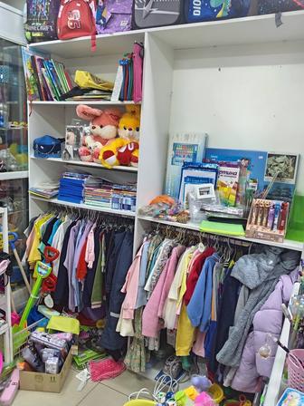 Продам стеллаж витрина