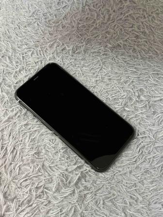 продам айфон 11