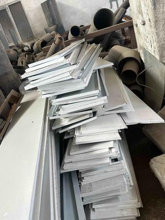 Продам линеарные панели 130 км2 , около 190 шт.