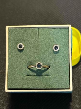 Продаю набор (серьги и кольцо)