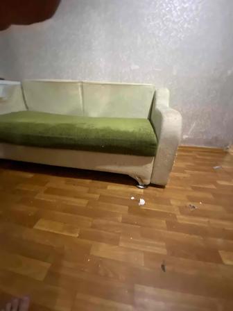Диван б/у двухместный