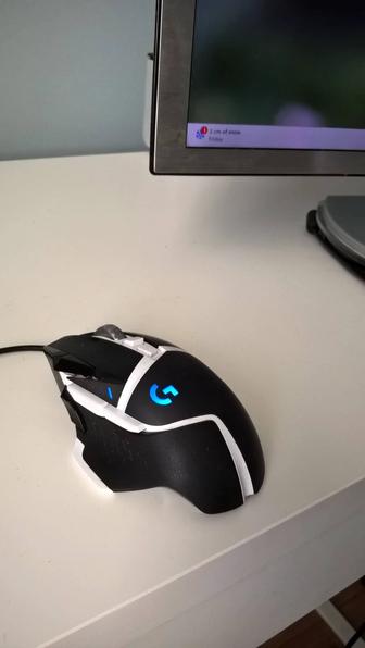 Продам игровую мышь Logitech