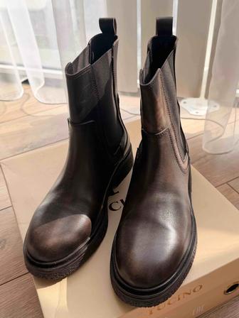 Демисезонные ботинки