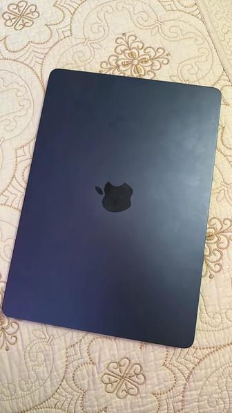 Продам MacBook m4 новый