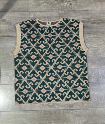 Безрукавка от дизайнера Ерзат Мукаш