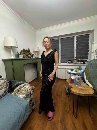 Платье вечернее