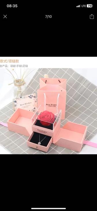 Кулон с розой