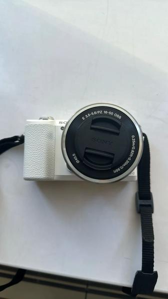 Продам фотоаппарат Sony Alpha ILCE-5100 Kit