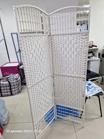 Продаются ширмы. 2 шт. 2ух секционные.