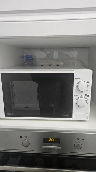 Микроволновая печь