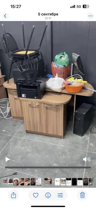 Продам большой стол с тумбой