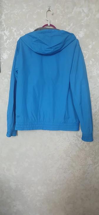 Продам ветровку