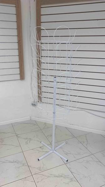 стойка для головных уборов