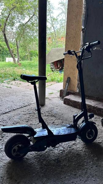 Продам самокат