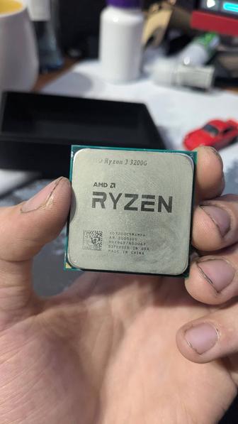 Процессор Ryzen 3 3200g