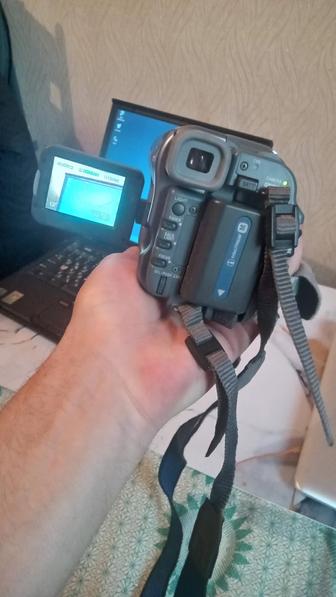 Видеокамера SONY HANDYCAM. Дешево
